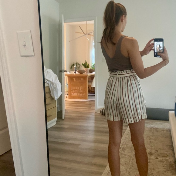 High Waisted Paperbag Shorts - Picture 2 of 7